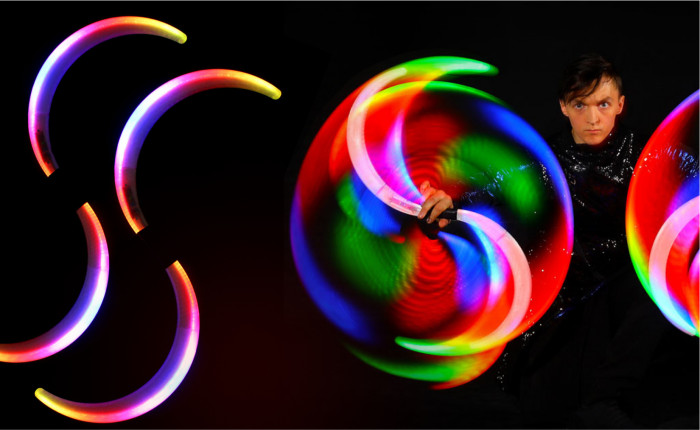 LED spinning staffs, double staffs and buugengs for amateurs and professionals